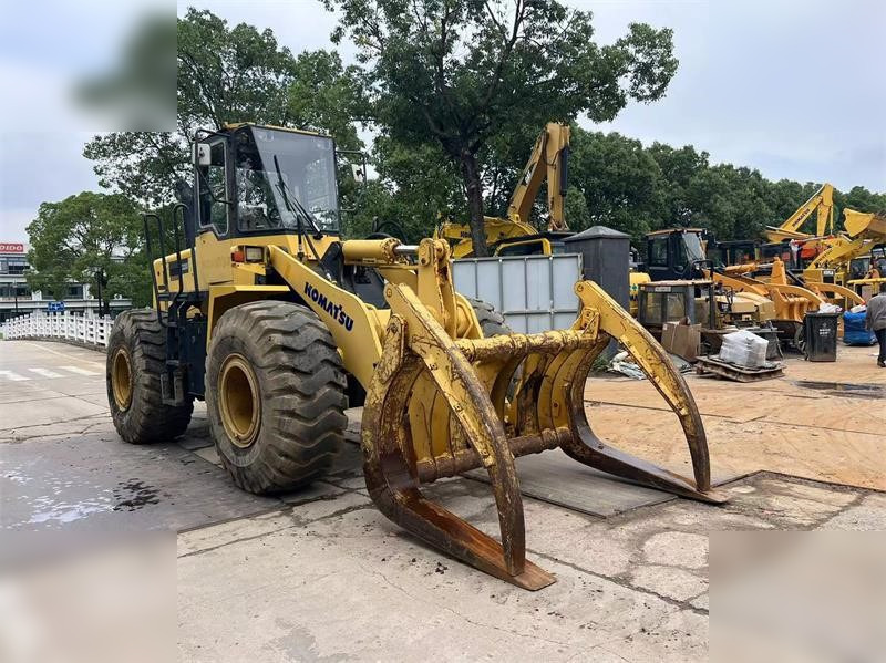Wheel loader KOMATSU WA320-3