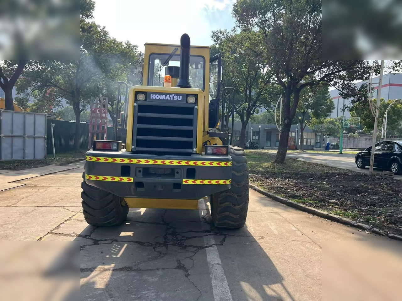 Wheel loader KOMATSU WA320-3