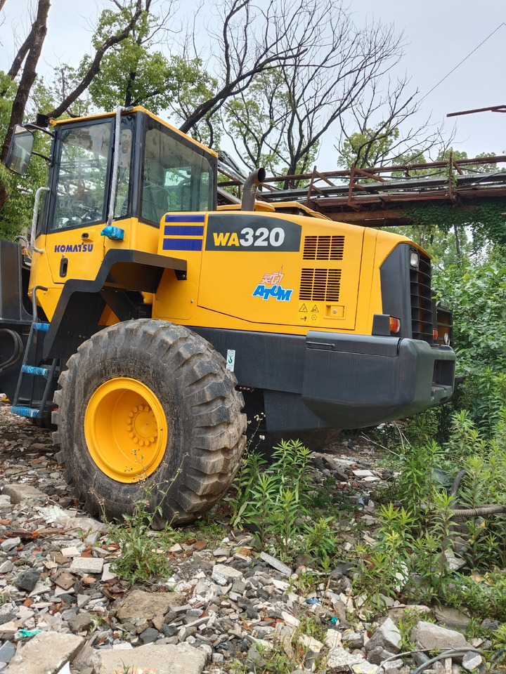Wheel loader KOMATSU WA320-5