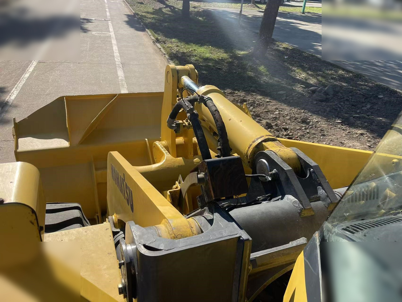 Wheel loader KOMATSU WA320-5