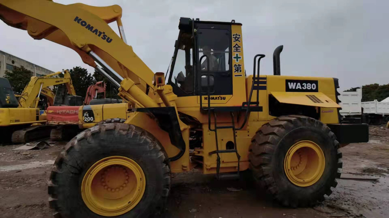 Wheel loader KOMATSU WA380