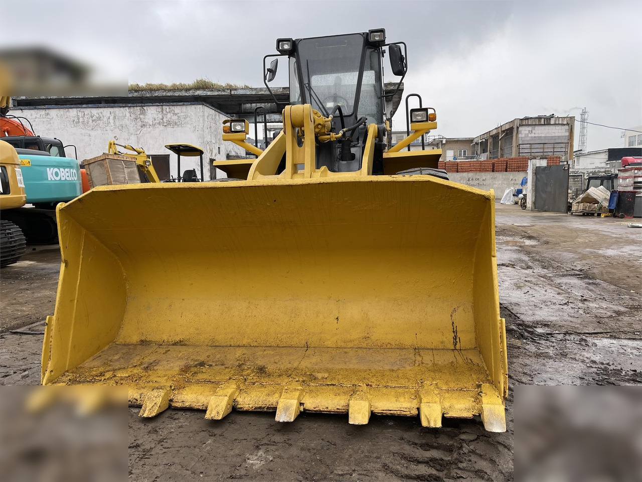 Wheel loader KOMATSU WA380-3