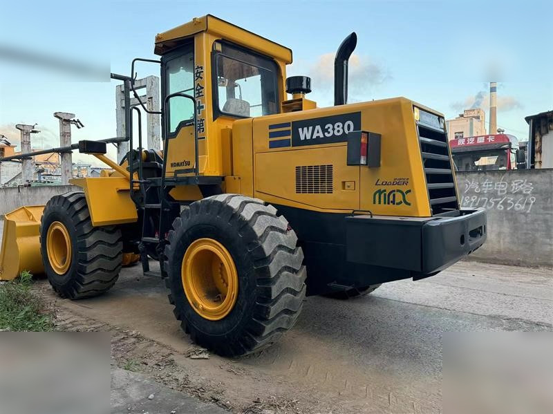 Wheel loader KOMATSU WA380-3