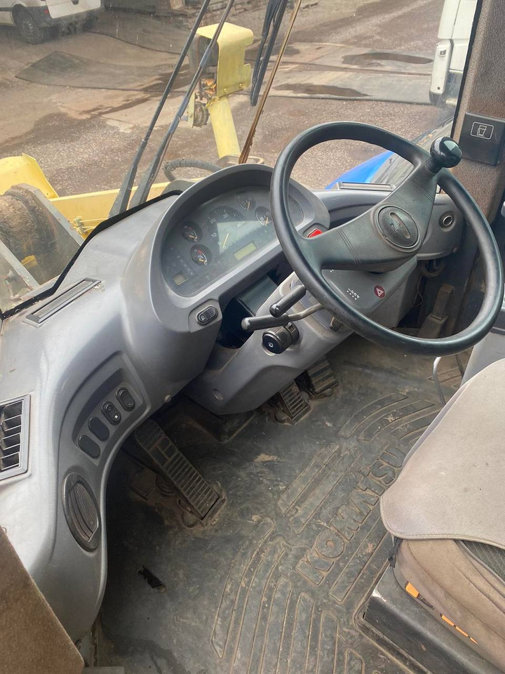 Wheel loader KOMATSU WA380-6