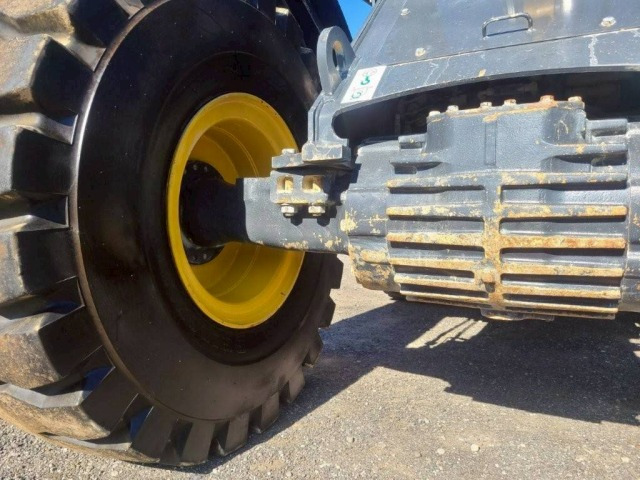 Wheel loader KOMATSU WA380-8