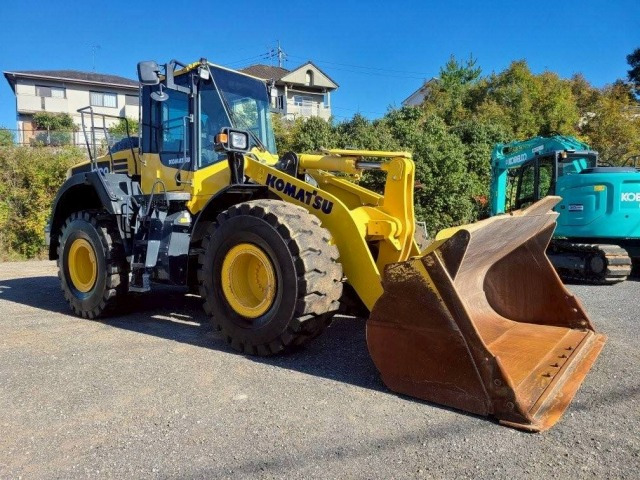 Wheel loader KOMATSU WA380-8