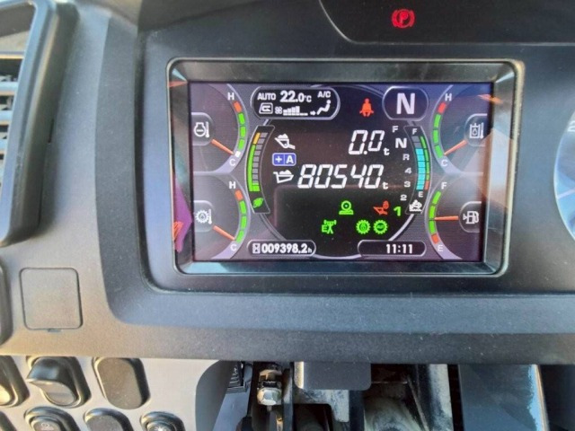 Wheel loader KOMATSU WA380-8