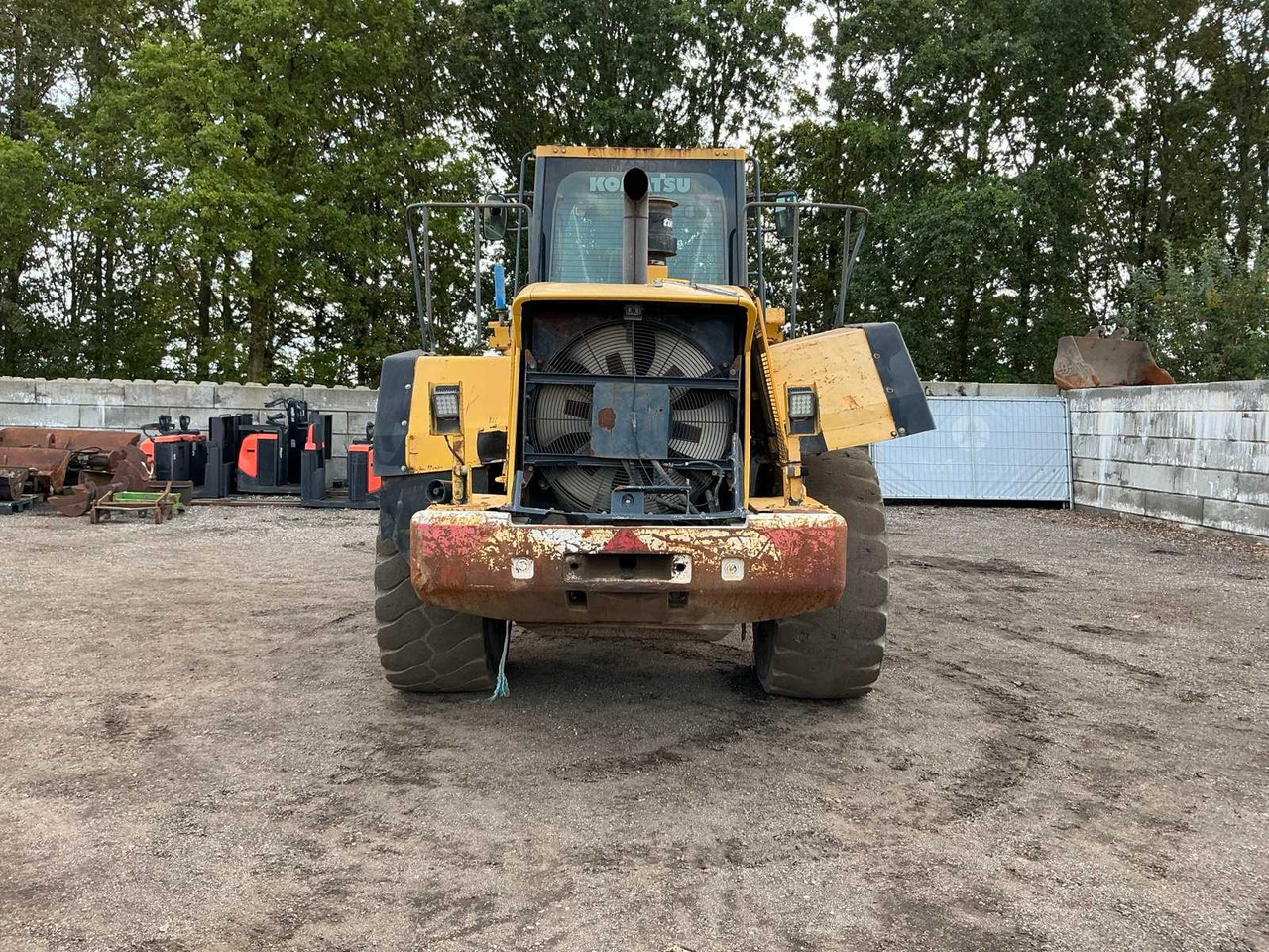 Wheel loader KOMATSU WA380 SHOVEL
