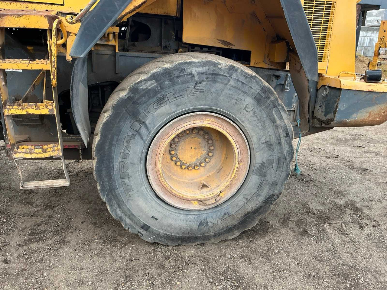 Wheel loader KOMATSU WA380 SHOVEL