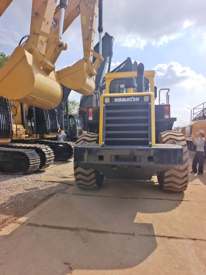 Wheel loader KOMATSU WA470