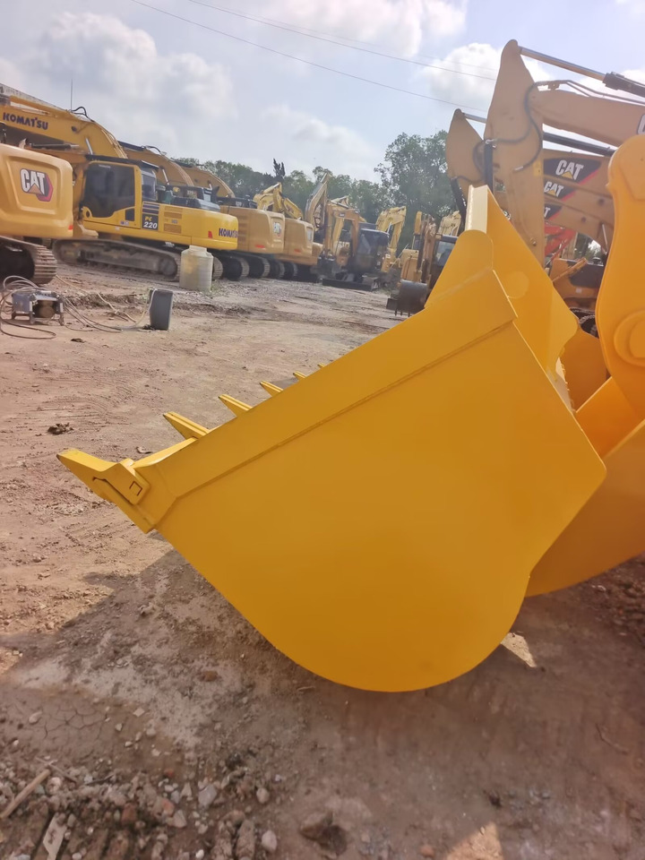 Wheel loader KOMATSU WA470-3