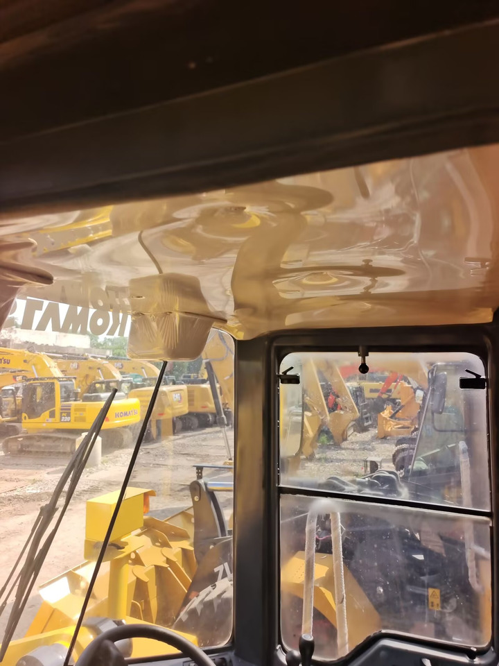 Wheel loader KOMATSU WA470-3