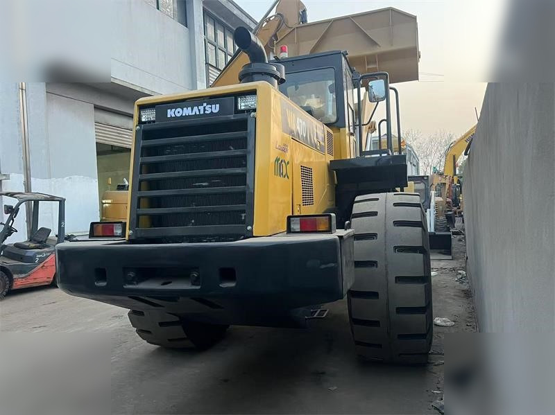 Wheel loader KOMATSU WA470-3
