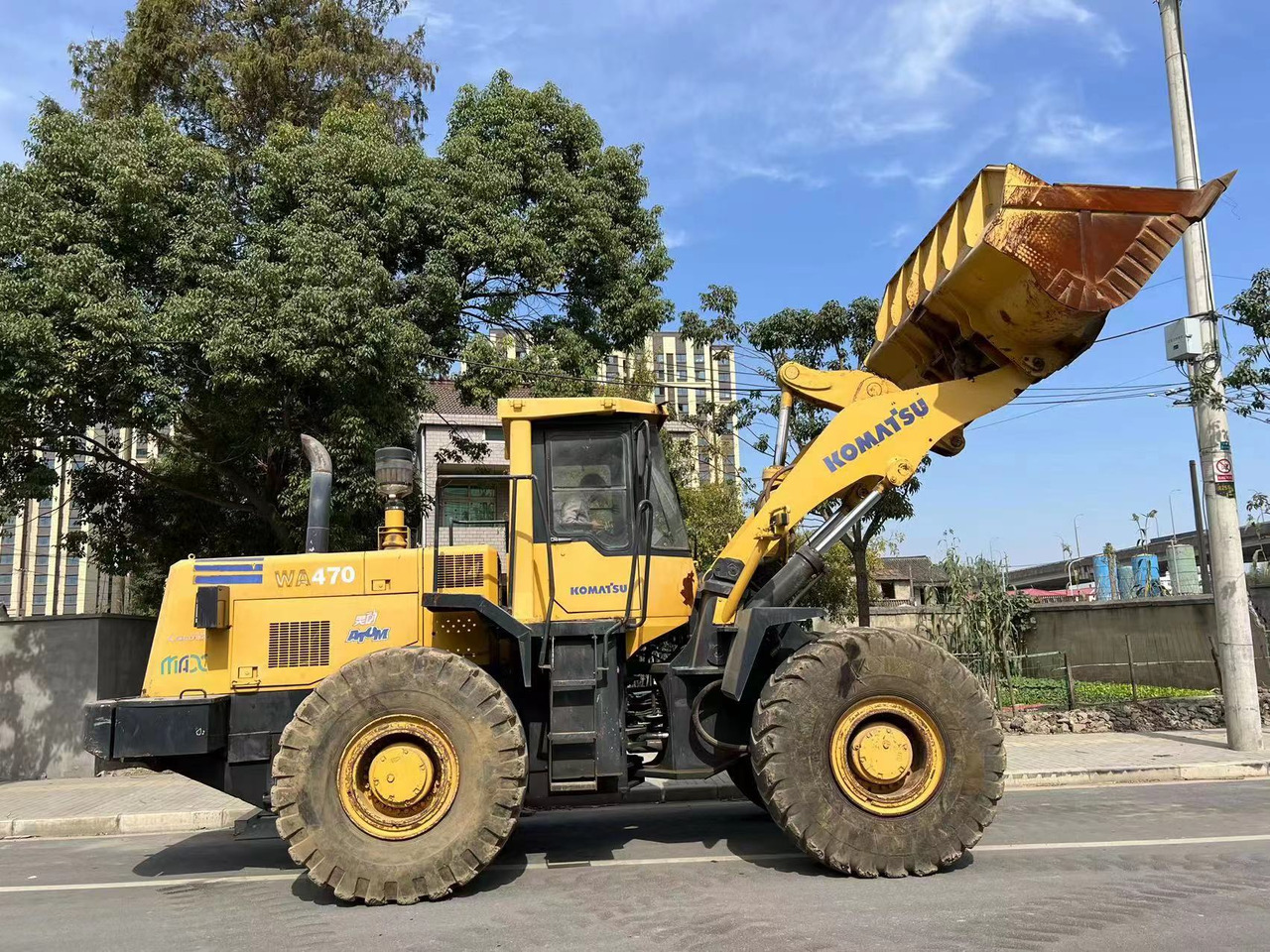 Wheel loader KOMATSU WA470-3