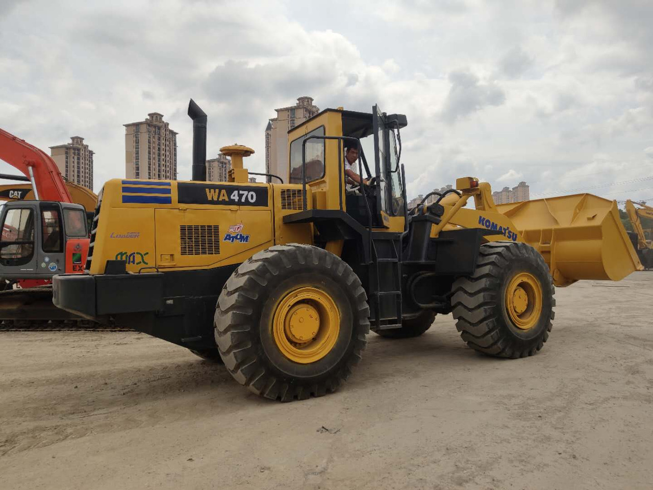 Wheel loader KOMATSU WA470-3 Wheel Loader Click for Discount
