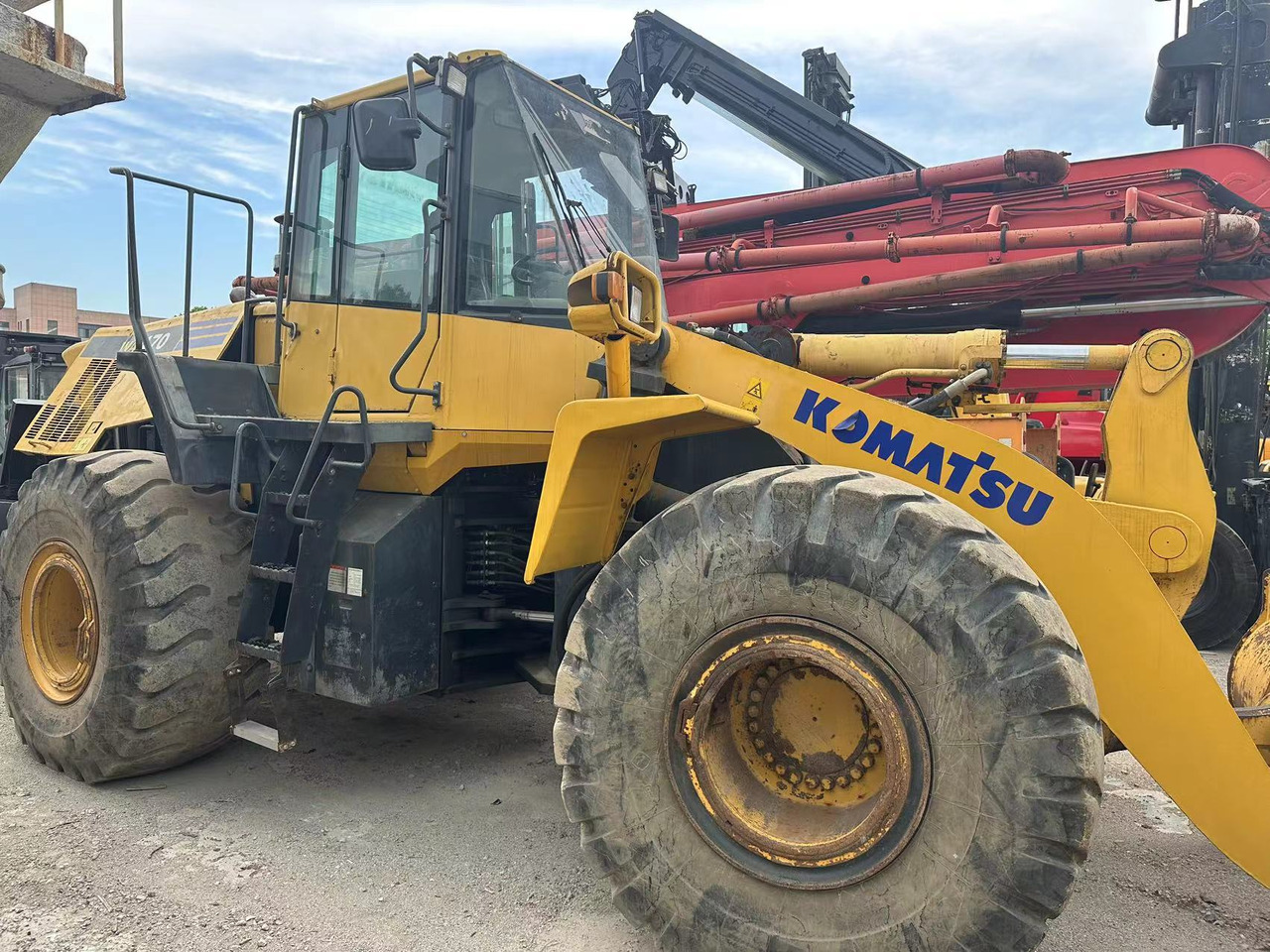 Wheel loader KOMATSU WA470-6