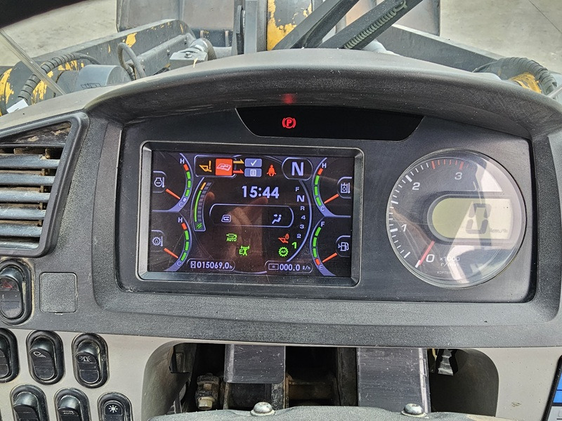 Wheel loader KOMATSU WA470-7