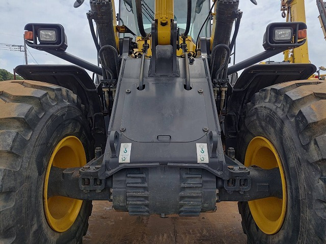 Wheel loader KOMATSU WA470-8