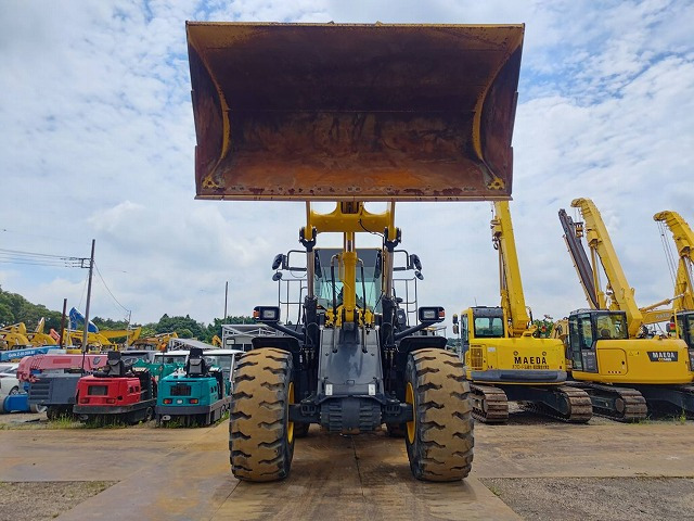 Wheel loader KOMATSU WA470-8