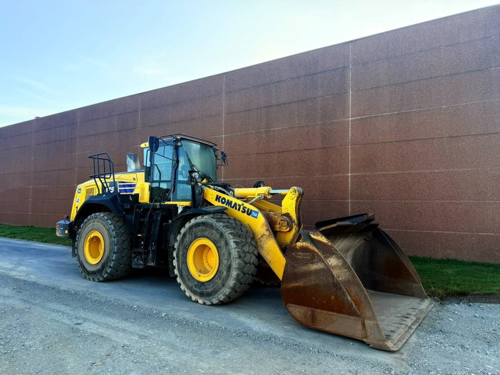 Wheel loader KOMATSU WA475-10EO