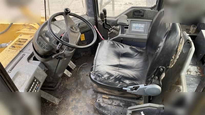 Wheel loader KOMATSU WA600-3