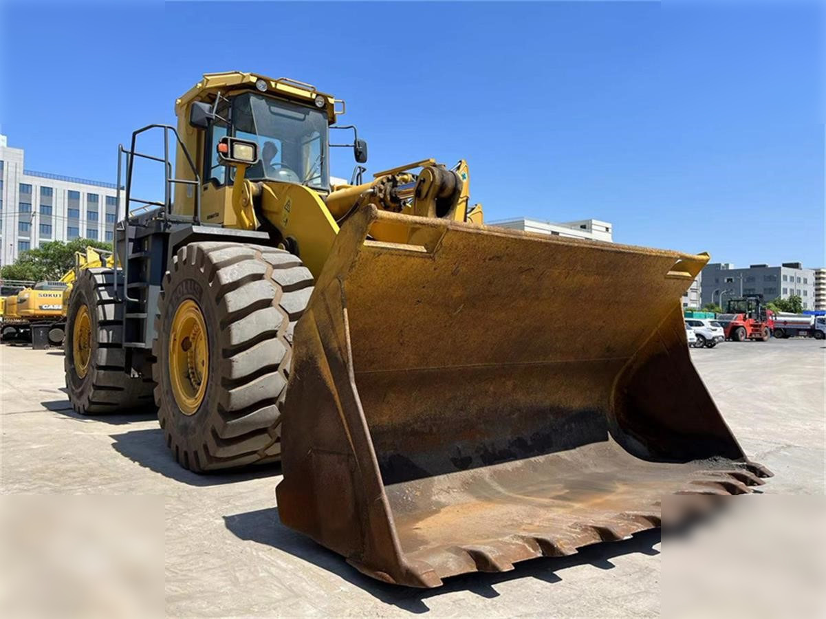 Wheel loader KOMATSU WA600-3