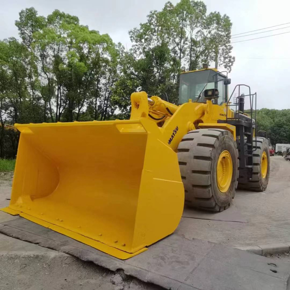 Wheel loader KOMATSU WA600-3