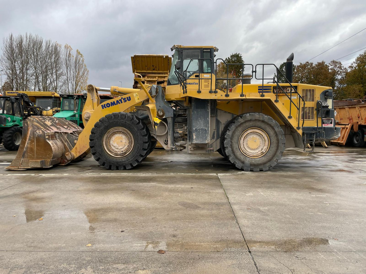 Wheel loader KOMATSU WA600-6
