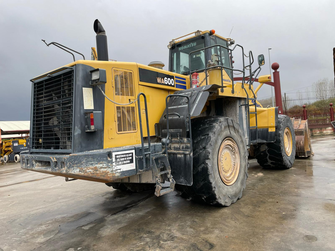 Wheel loader KOMATSU WA600-6