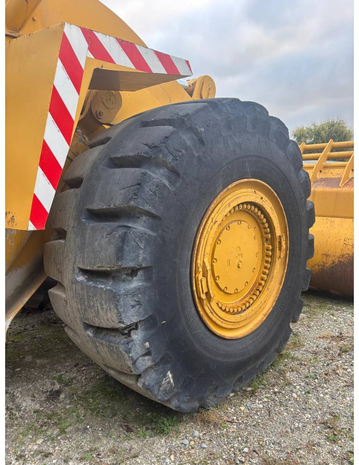 Wheel loader KOMATSU WA700