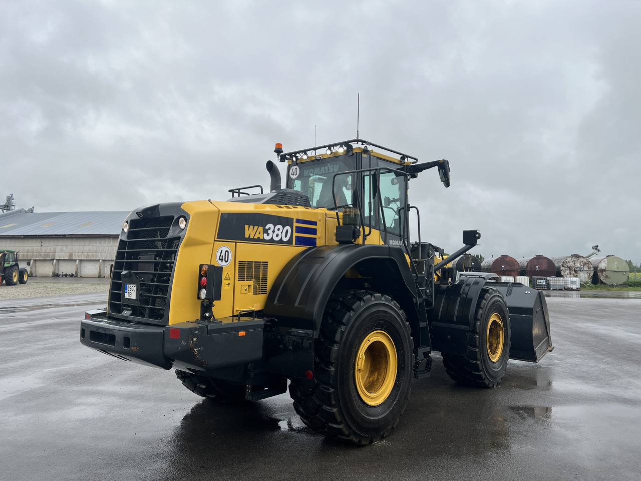 Wheel loader KOMATSU WA 380-8E0