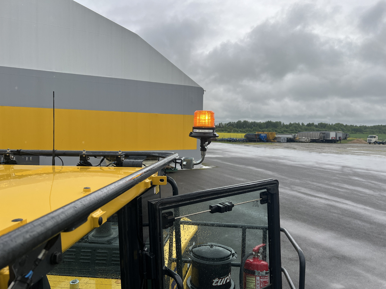 Wheel loader KOMATSU WA 380-8E0