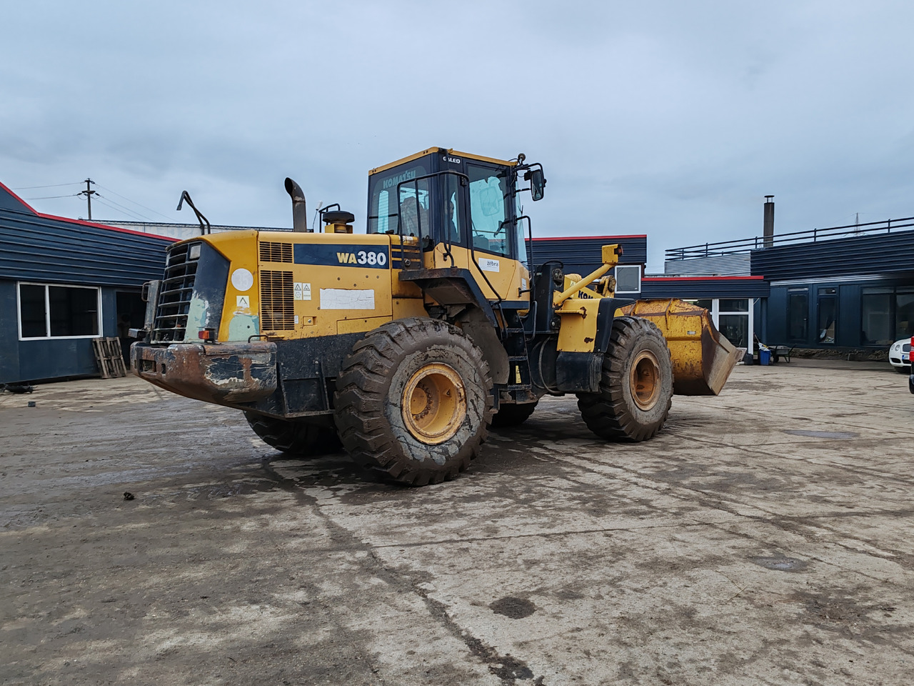 Wheel loader KOMATSU WA 380-S
