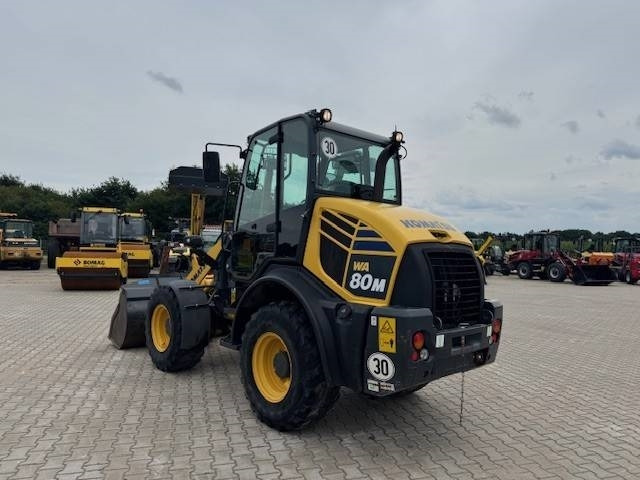 Wheel loader KOMATSU WA 80M