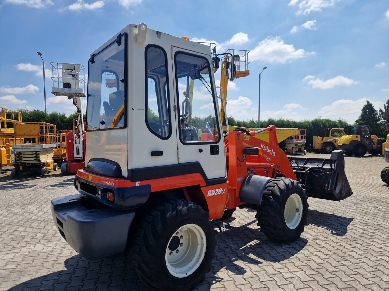 Wheel loader KUBOTA R520N