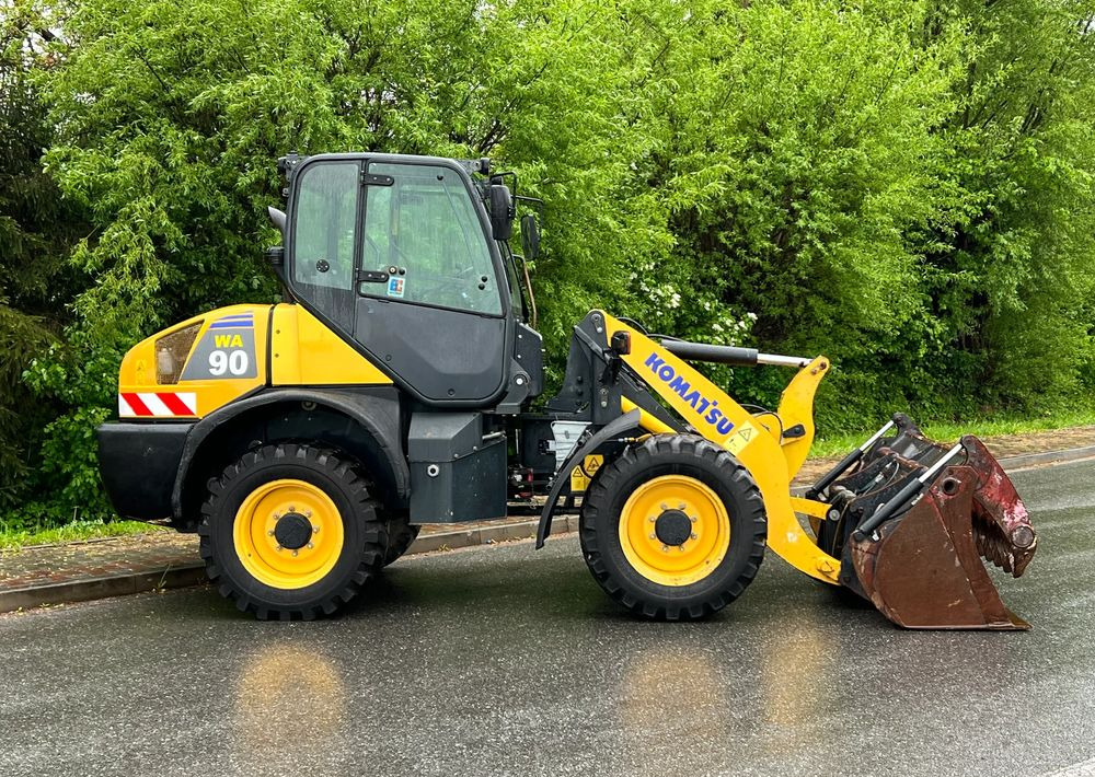 Wheel loader Komatsu Ładowarka KOMATSU WA 90 STAN IDEALNY