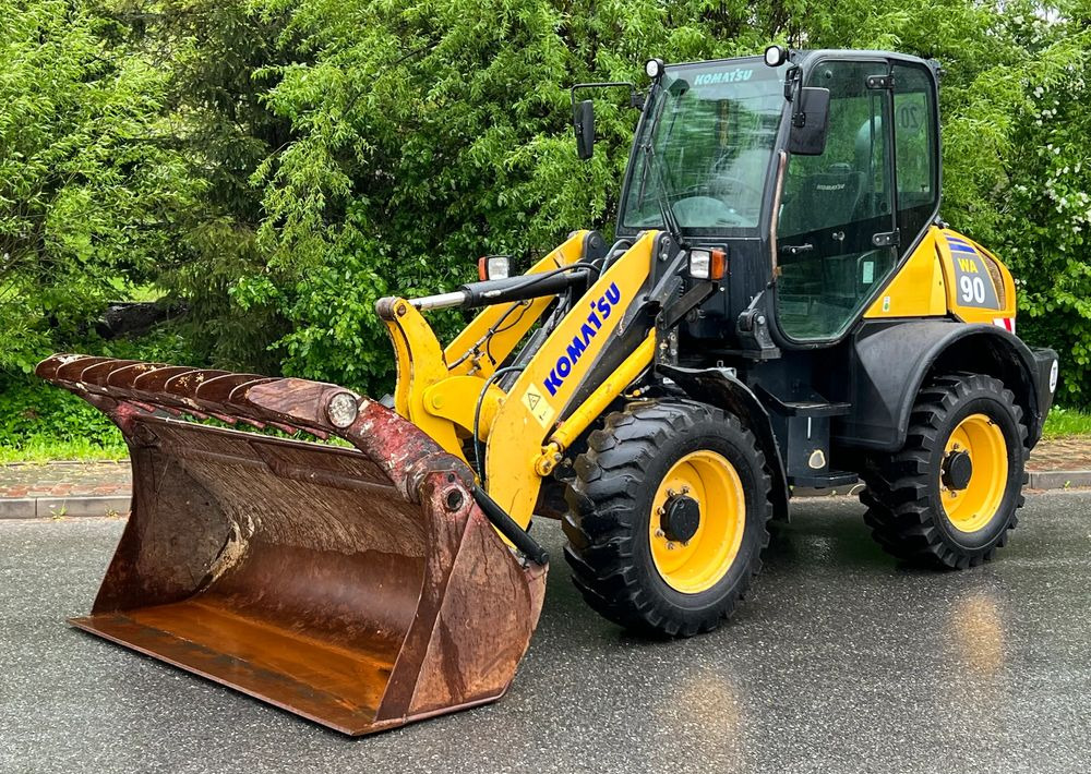 Wheel loader Komatsu Ładowarka KOMATSU WA 90 STAN IDEALNY