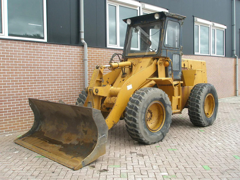 Wheel loader Komatsu W40-2