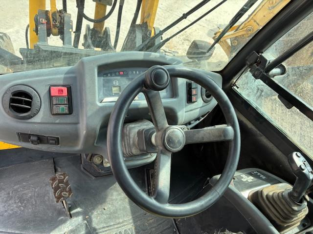Wheel loader Komatsu WA100M6