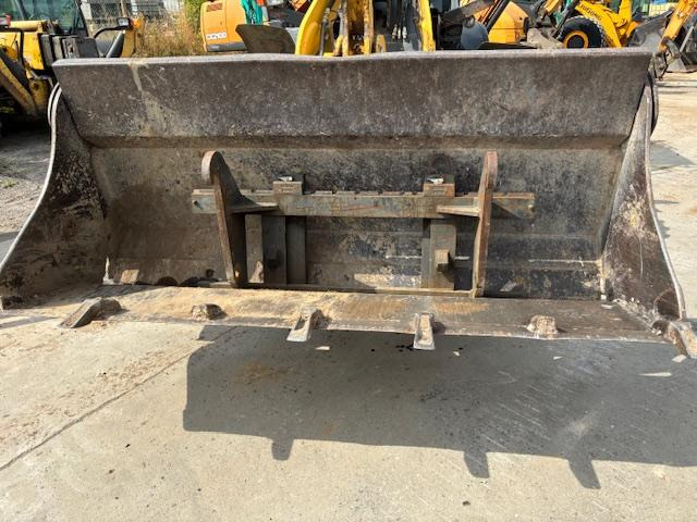 Wheel loader Komatsu WA100M6