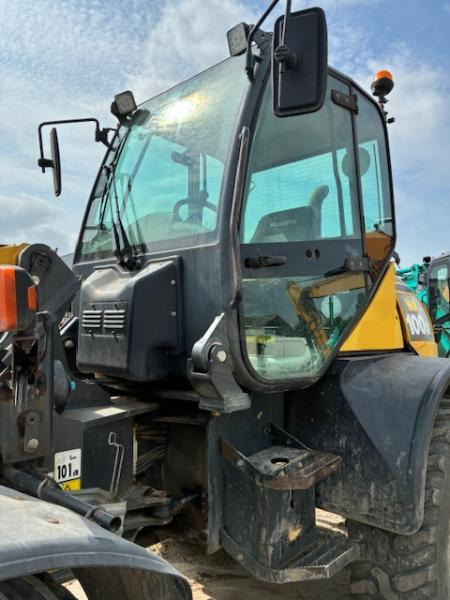 Wheel loader Komatsu WA100M6