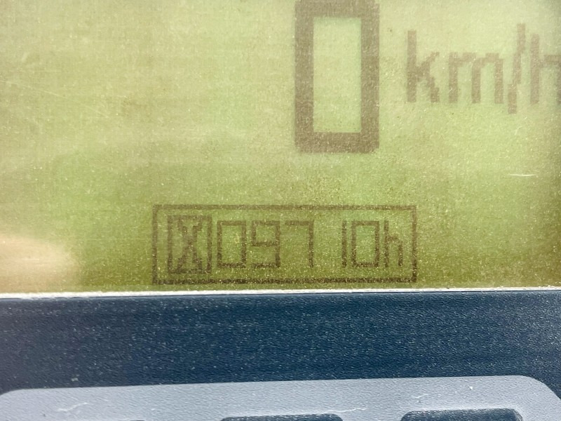 Wheel loader Komatsu WA100M-7 (3823)