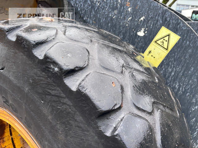 Wheel loader Komatsu WA250