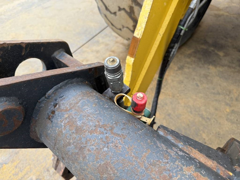 Wheel loader Komatsu WA250-5 - Dutch Machine / 3rd Function