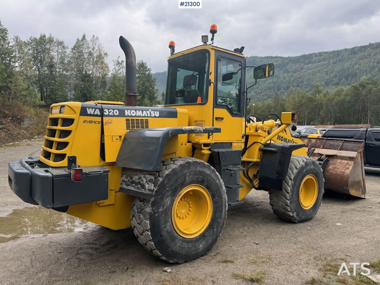 Wheel loader Komatsu WA320-3H