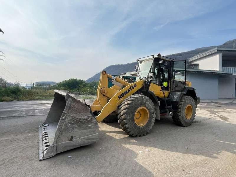 Wheel loader Komatsu WA320-7