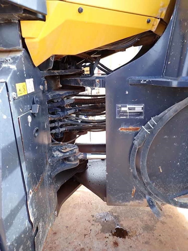 Wheel loader Komatsu WA380-8
