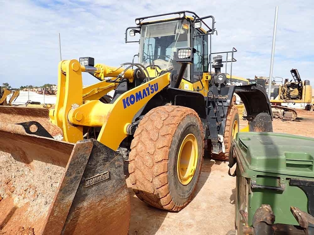 Wheel loader Komatsu WA380-8