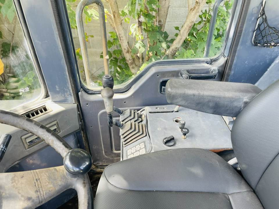 Wheel loader Komatsu WA380-8