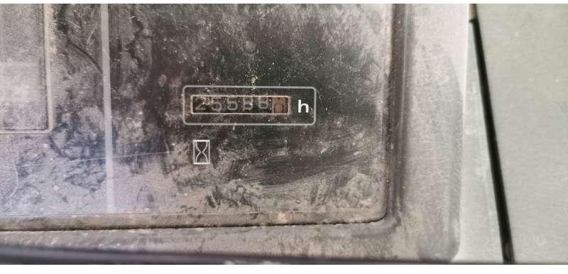 Wheel loader Komatsu WA470-3